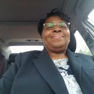 Meet your Posher, Rochelle